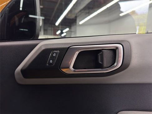 Used 2021 Ford Bronco Badlands image 36