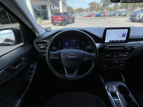 Used 2025 Ford Escape Active image 12