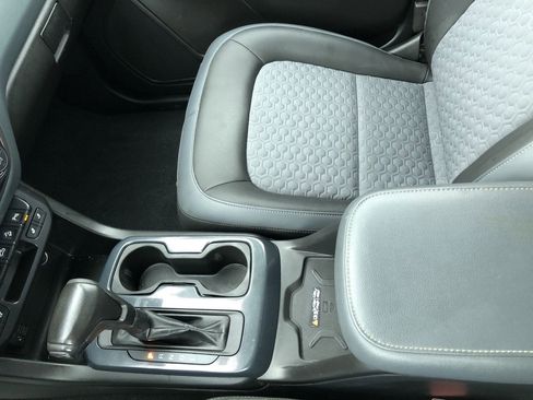 Used 2020 Chevrolet Colorado Z71 image 17