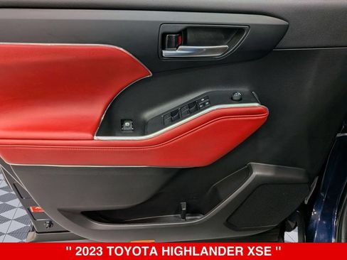 Used 2023 Toyota Highlander XSE AWD/4WD image 14