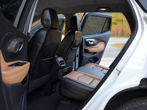 Used 2019 GMC Terrain SLT w/ Preferred Package image 13