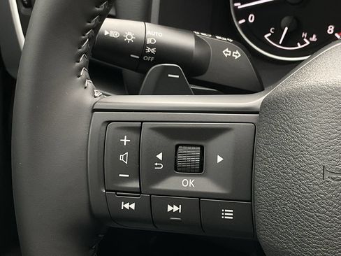 New 2026 Nissan Rogue SV w/ Cold Weather Package FWD image 22