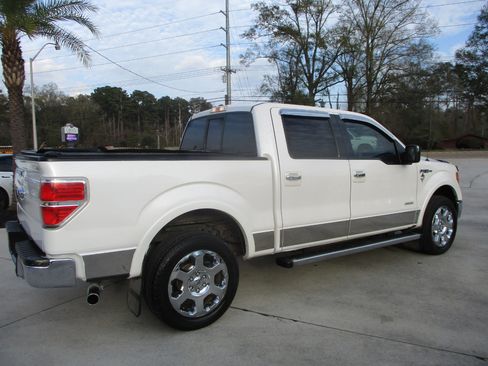 Used 2011 Ford F150 Lariat w/ Lariat Chrome Pkg image 16