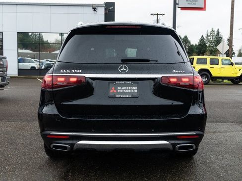 Used 2024 Mercedes-Benz GLS 450 4MATIC image 5