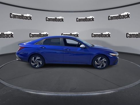 Certified 2025 Hyundai Elantra Sport FWD image 8