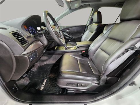 Used 2018 Acura RDX AWD image 12