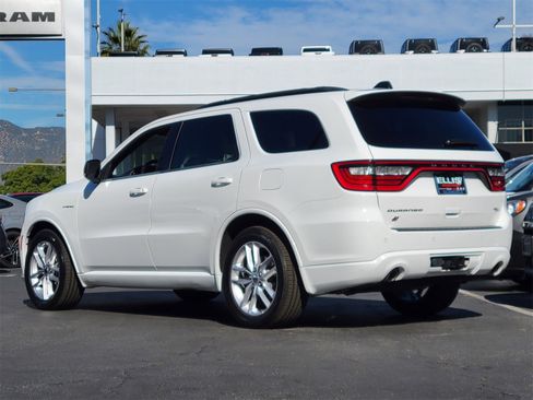Used 2023 Dodge Durango R/T image 2