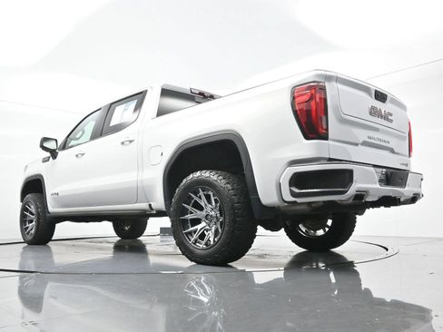 Used 2023 GMC Sierra 1500 AT4 w/ AT4 Premium Package AWD/4WD image 52