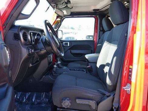 Used 2021 Jeep Wrangler Unlimited Sport image 12