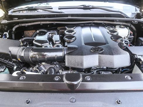 Used 2024 Toyota 4Runner SR5 image 26