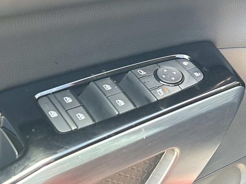 New 2026 Nissan Pathfinder SL w/ SL Premium Package (P04) AWD/4WD image 20