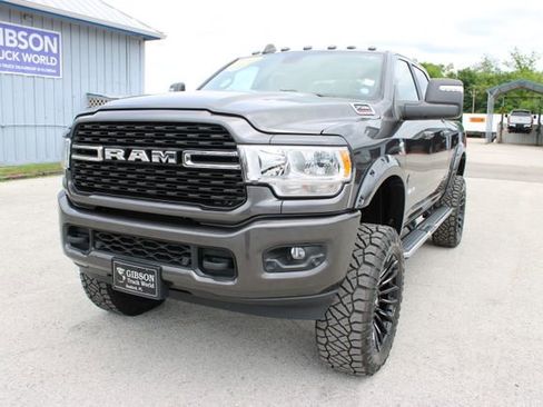 Used 2024 RAM 2500 Big Horn w/ Sport Appearance Package AWD/4WD image 3