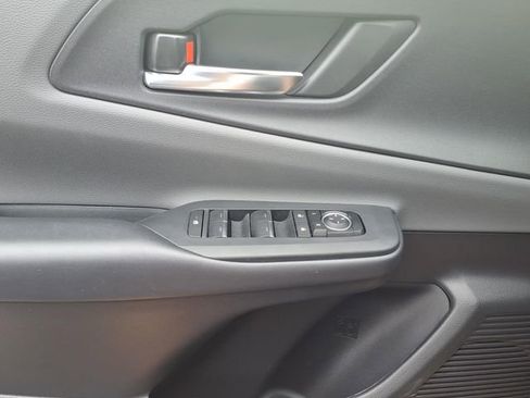 Used 2026 Toyota Prius XLE image 15