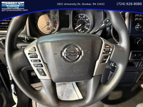 Used 2018 Nissan Titan S AWD/4WD image 17