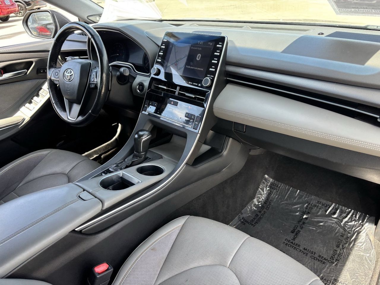 Used 2019 Toyota Avalon Touring w/ Advanced Safety Package FWD image 10