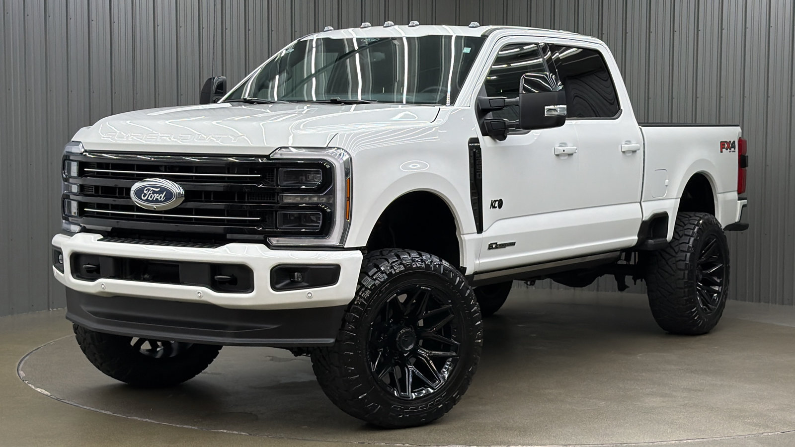 Used 2026 Ford F250 Platinum AWD/4WD image 1