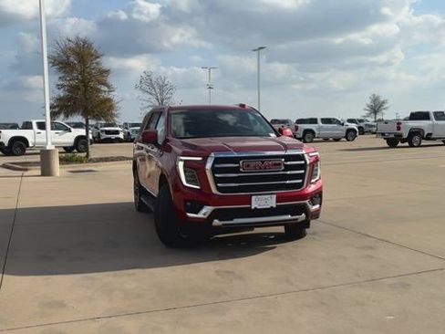 New 2026 GMC Yukon Elevation image 3