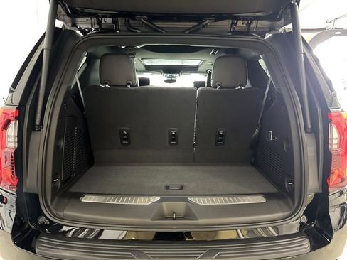 New 2026 GMC Yukon AT4 Ultimate w/ LPO, Floor Liner Package image 27