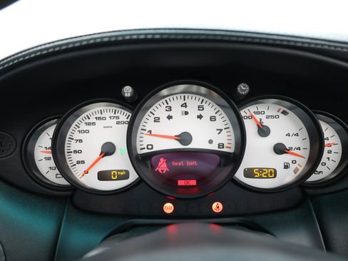 Used 2003 Porsche 911 Cabriolet image 27