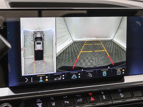 New 2025 Chevrolet Silverado 3500 High Country w/ High Country Premium Package image 27