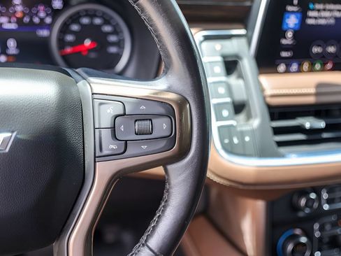 Used 2021 Chevrolet Suburban High Country AWD/4WD image 13