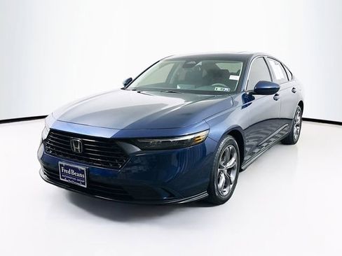 Used 2024 Honda Accord EX image 3