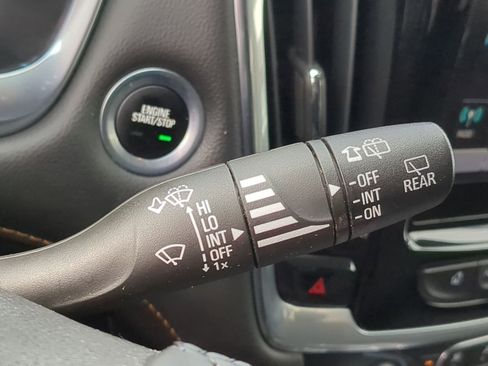 Used 2019 Chevrolet Traverse LT image 31