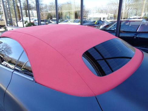 Used 2022 Mercedes-Benz SL 63 AMG 4MATIC image 9