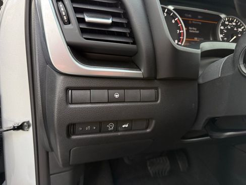 Used 2023 Nissan Rogue SV w/ SV Premium B Package image 46