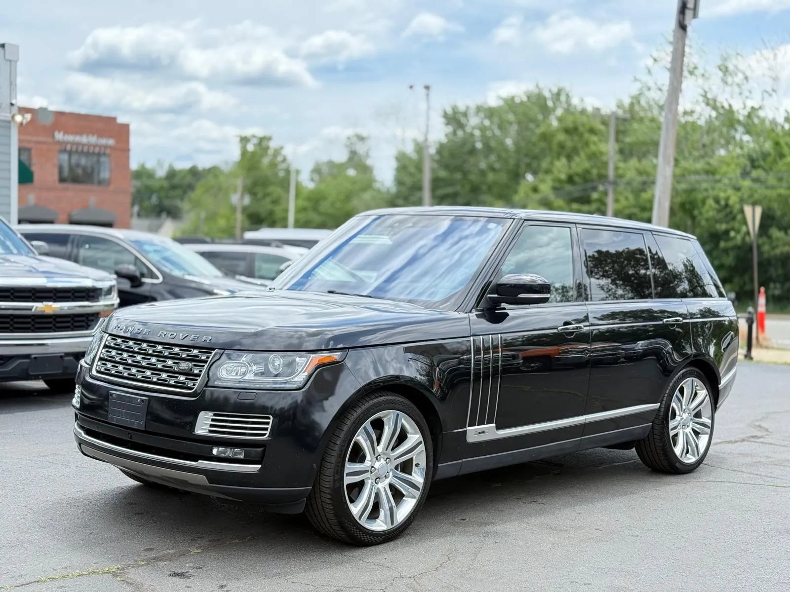 Used 2017 Land Rover Range Rover LWB SV Autobiography AWD/4WD image 5