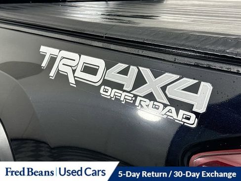 Used 2019 Toyota Tacoma TRD Off-Road w/ Technology Package AWD/4WD image 29