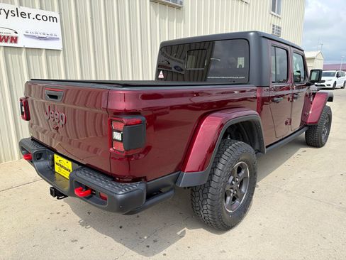 Used 2021 Jeep Gladiator Rubicon AWD/4WD image 7