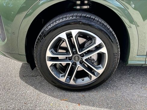 Certified 2025 Audi Q5 Premium Plus image 13