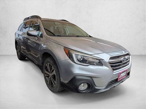 Used 2019 Subaru Outback 2.5i Limited w/ Popular Package #2 AWD/4WD image 3