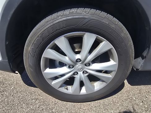 Used 2014 Toyota RAV4 Limited AWD/4WD image 9