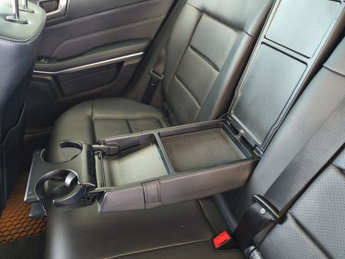 Used 2016 Mercedes-Benz E 350 4MATIC Wagon image 30