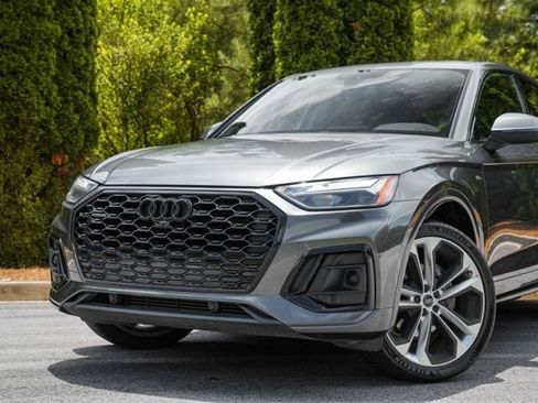 Used 2023 Audi Q5 2.0T Premium Plus w/ Premium Plus Package AWD/4WD image 2