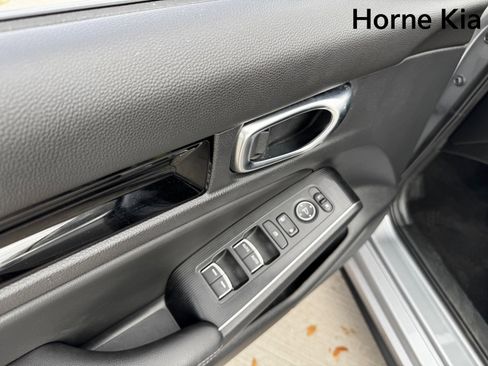 Used 2022 Honda Civic Sport Touring image 11