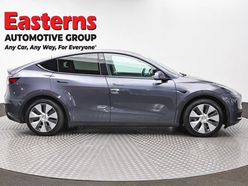 Used 2021 Tesla Model Y Long Range AWD/4WD image 4