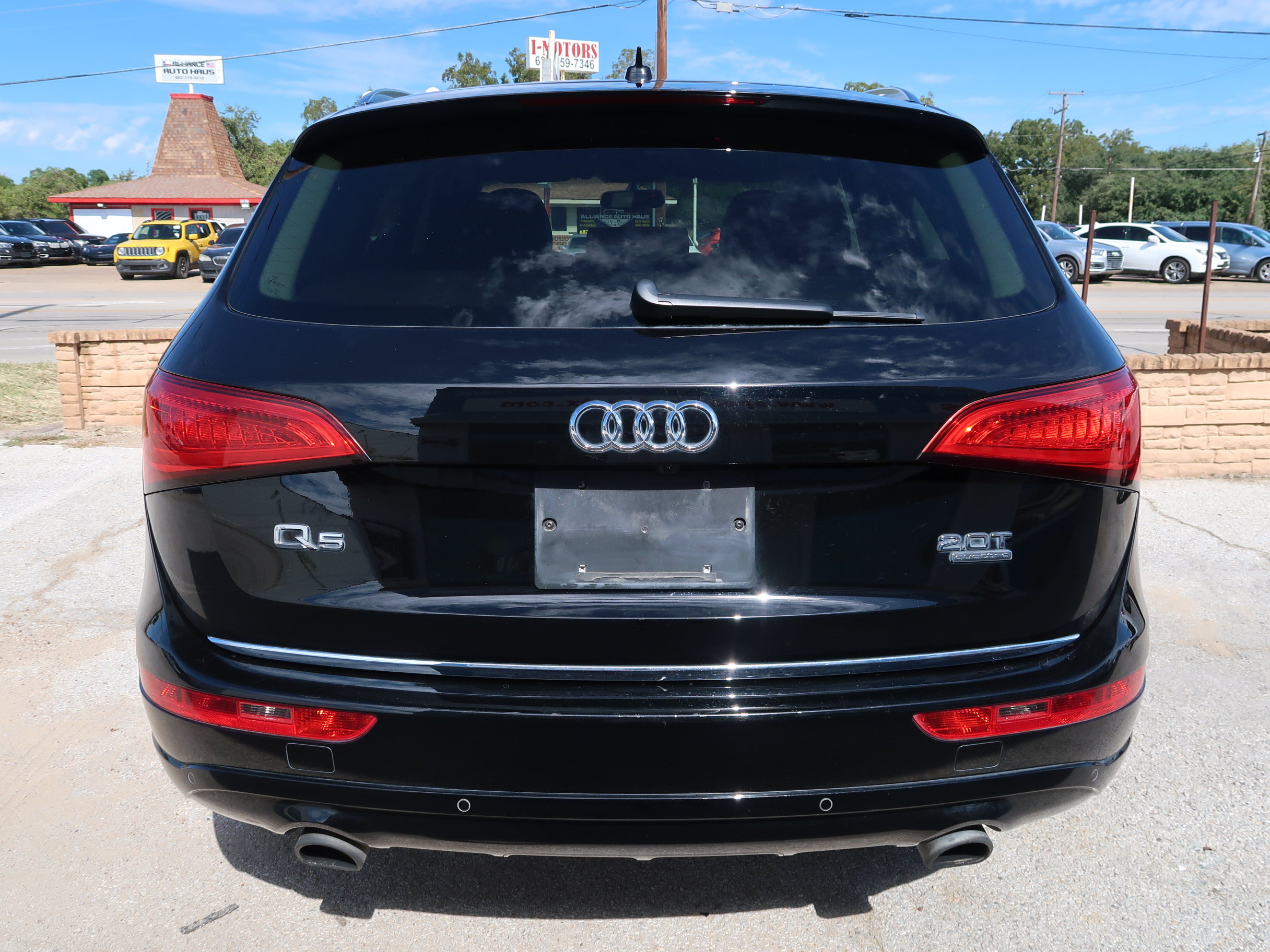 Used 2016 Audi Q5 2.0T Premium Plus w/ Technology Package AWD/4WD image 10