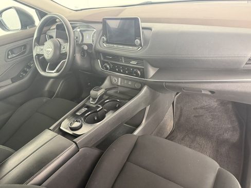 Used 2023 Nissan Rogue S AWD/4WD image 11