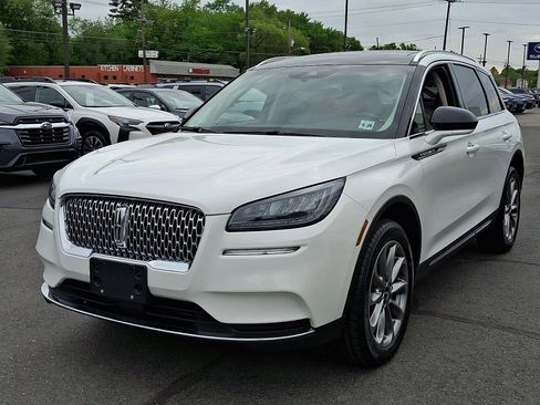 Certified 2022 Lincoln Corsair AWD w/ Premium Package image 3