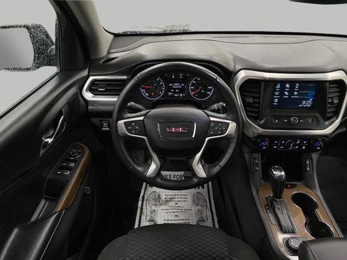 Used 2017 GMC Acadia SLE image 14