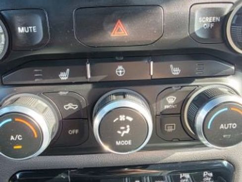 Used 2022 RAM 1500 Big Horn image 33