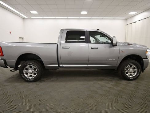 Used 2024 RAM 2500 Laramie AWD/4WD image 9