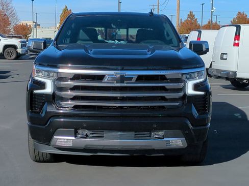 Used 2023 Chevrolet Silverado 1500 High Country w/ High Country Premium Package image 16