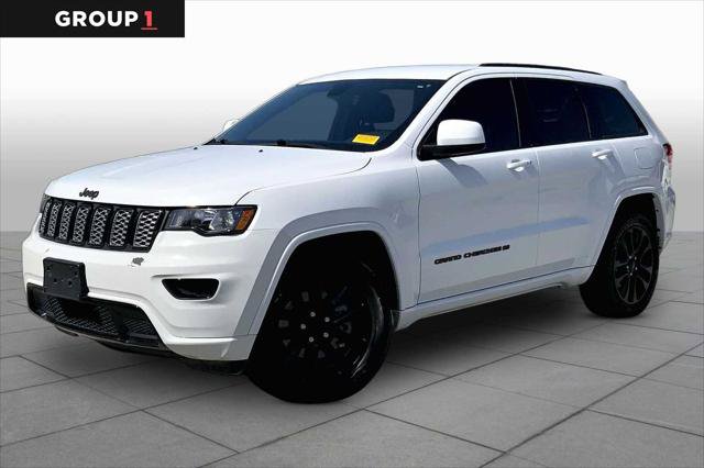 Certified 2022 Jeep Grand Cherokee Laredo X RWD image 1