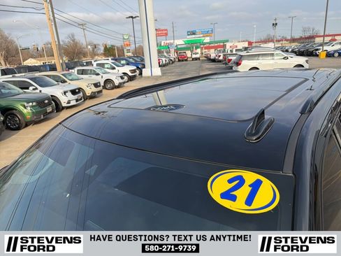 Used 2021 Chevrolet Tahoe RST w/ Luxury Package image 12