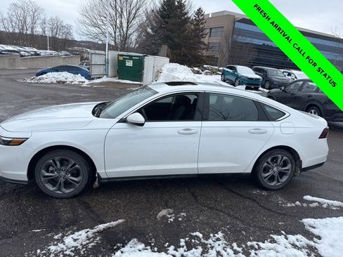 Certified 2023 Honda Accord EX image 2