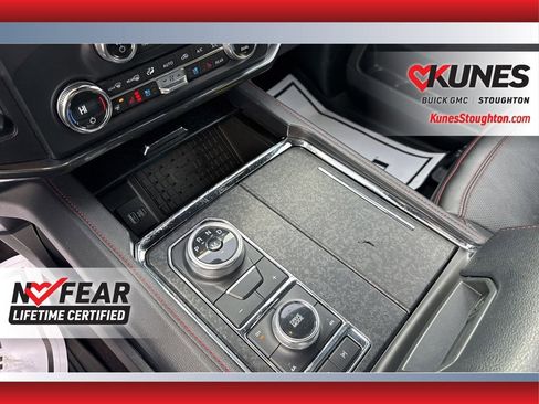 Used 2022 Ford Expedition Limited image 39